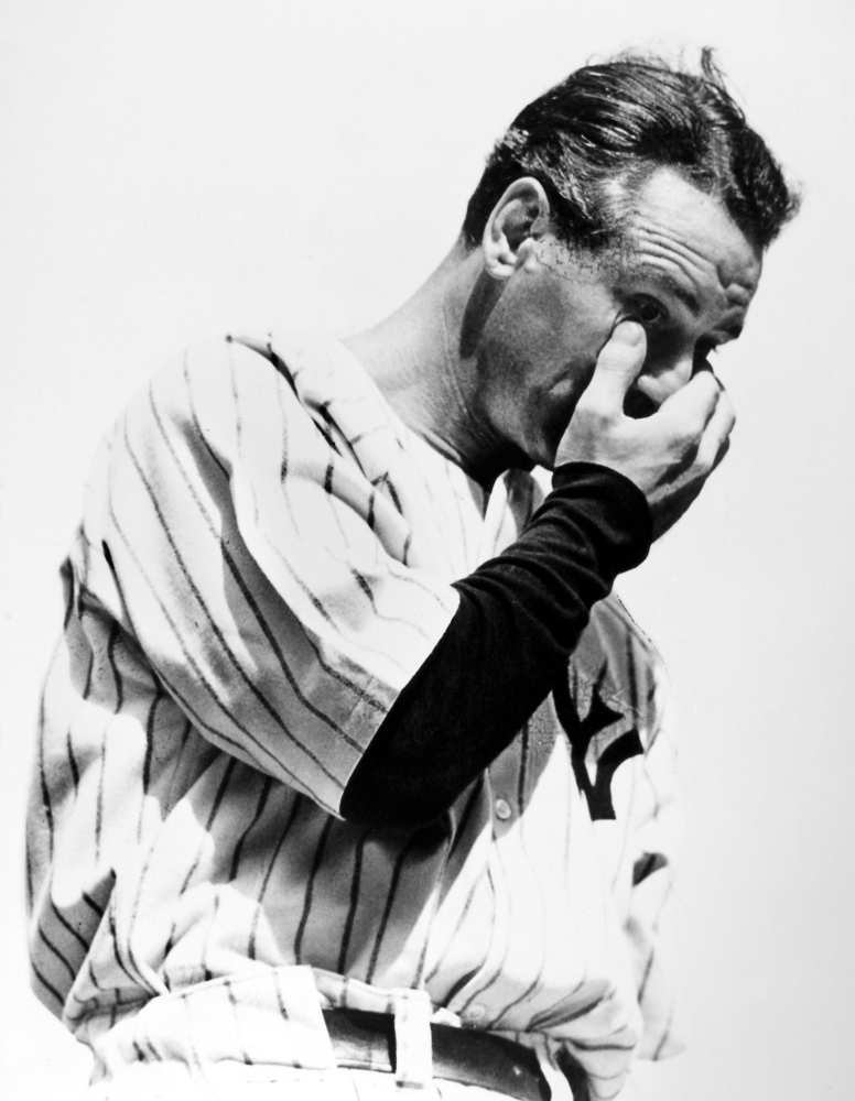 1923 ca , NEW YORK , USA : The celebrated american baseball player LOU  GEHRIG ( 1903 - 1941 ) when he was introduced as new player of the New York  Y Stock Photo - Alamy